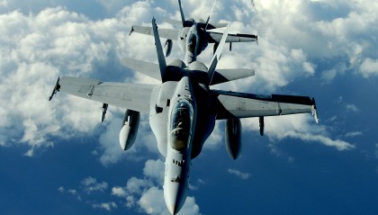 中美俄战机数量差距断崖：美国13423架，俄罗斯4063架，中国多少