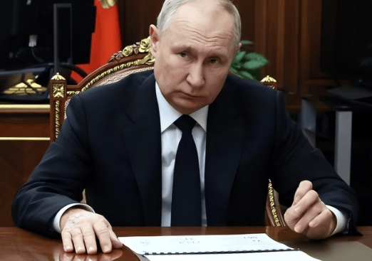 九三阅兵刚结束,欧盟突然很不满,放话欧洲必须担当主角,中方回应12个字,信号强烈!